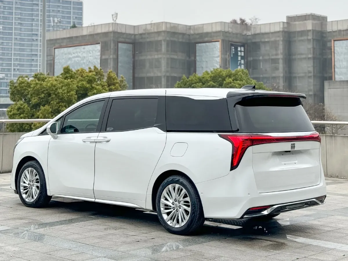 2025 Buick Century 2.0T 237HP L4 9AT,autocango,china used car exporter,china ev exporter,chinese used car exporter,chinese used ev exporter