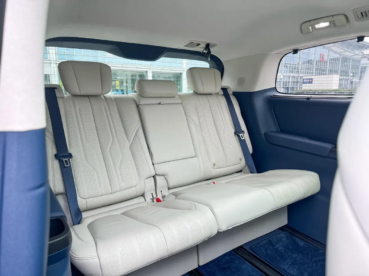 2025 Buick Century 2.0T 237HP L4 9AT,autocango,china used car exporter,china ev exporter,chinese used car exporter,chinese used ev exporter