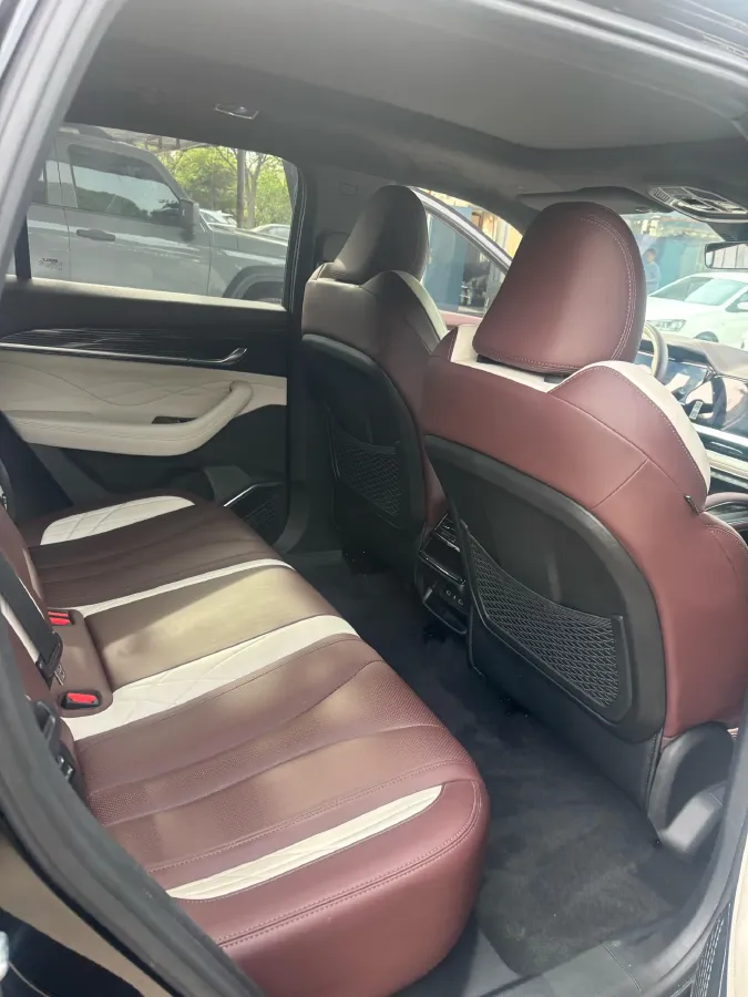 2021 Geely Monjaro 2.0T 218HP L4 7DCT,autocango,china used car exporter,china ev exporter,chinese used car exporter,chinese used ev exporter