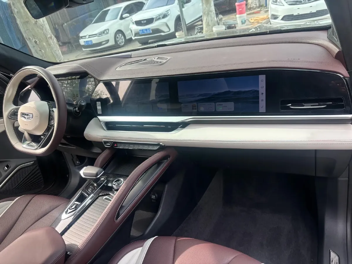 2021 Geely Monjaro 2.0T 218HP L4 7DCT,autocango,china used car exporter,china ev exporter,chinese used car exporter,chinese used ev exporter