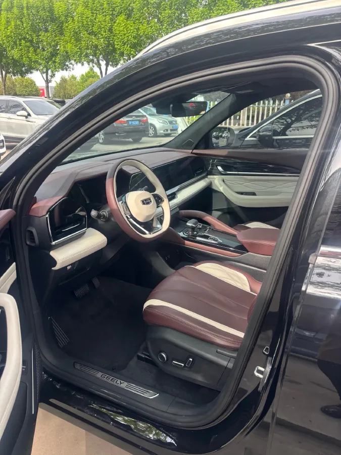 2021 Geely Monjaro 2.0T 218HP L4 7DCT,autocango,china used car exporter,china ev exporter,chinese used car exporter,chinese used ev exporter