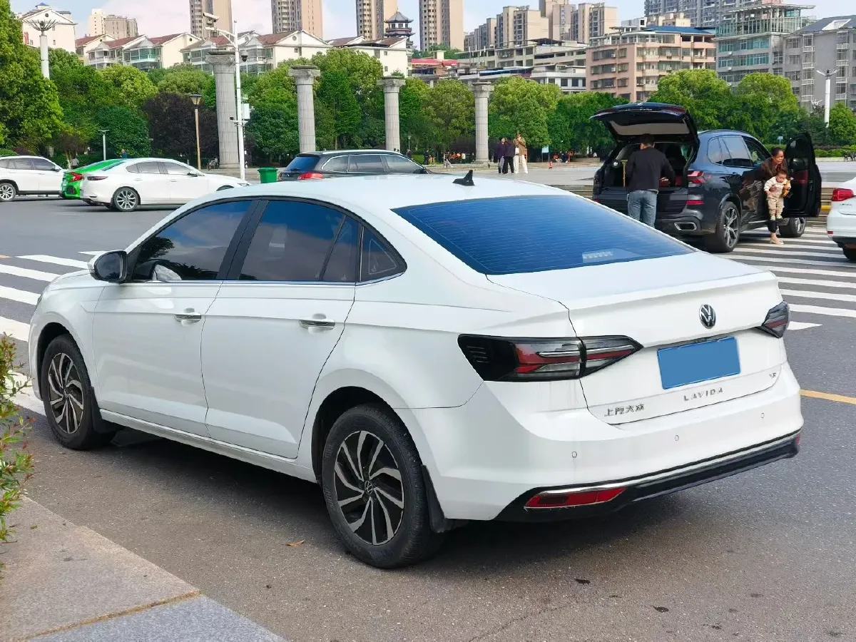 2023 Volkswagen Lavida 1.5L 110HP L4 6AT,autocango,china used car exporter,china ev exporter,chinese used car exporter,chinese used ev exporter
