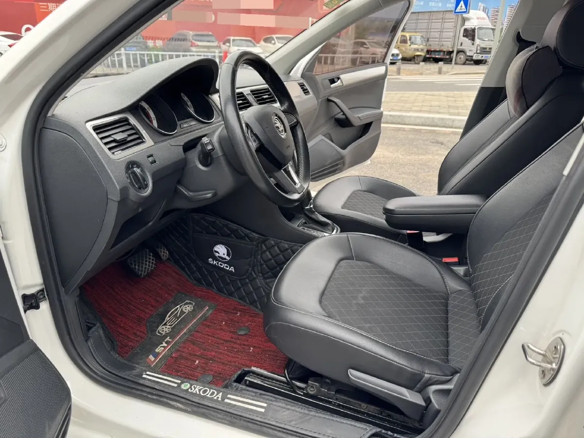 2018 Skoda Rapid Spaceback 1.6L 110HP L4 6AT,autocango,china used car exporter,china ev exporter,chinese used car exporter,chinese used ev exporter