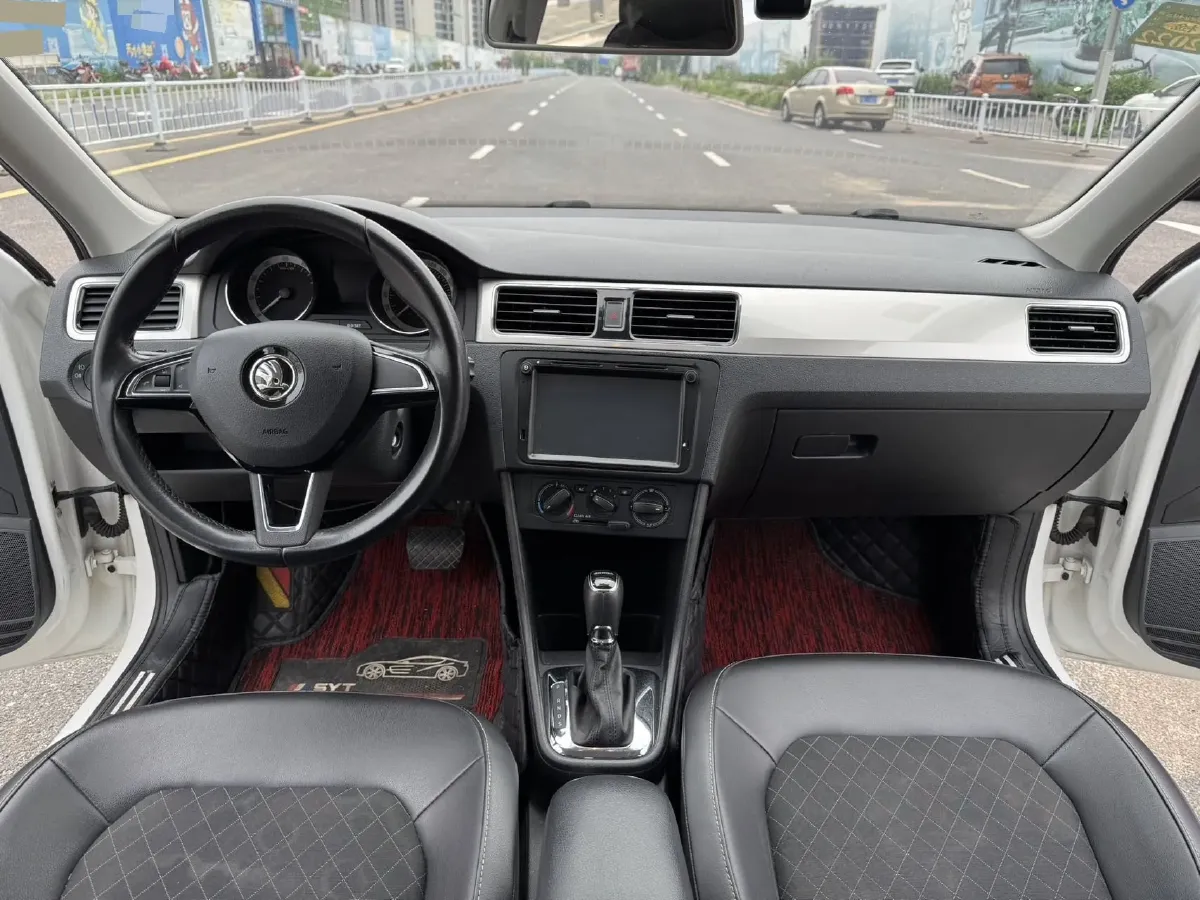 2018 Skoda Rapid Spaceback 1.6L 110HP L4 6AT,autocango,china used car exporter,china ev exporter,chinese used car exporter,chinese used ev exporter