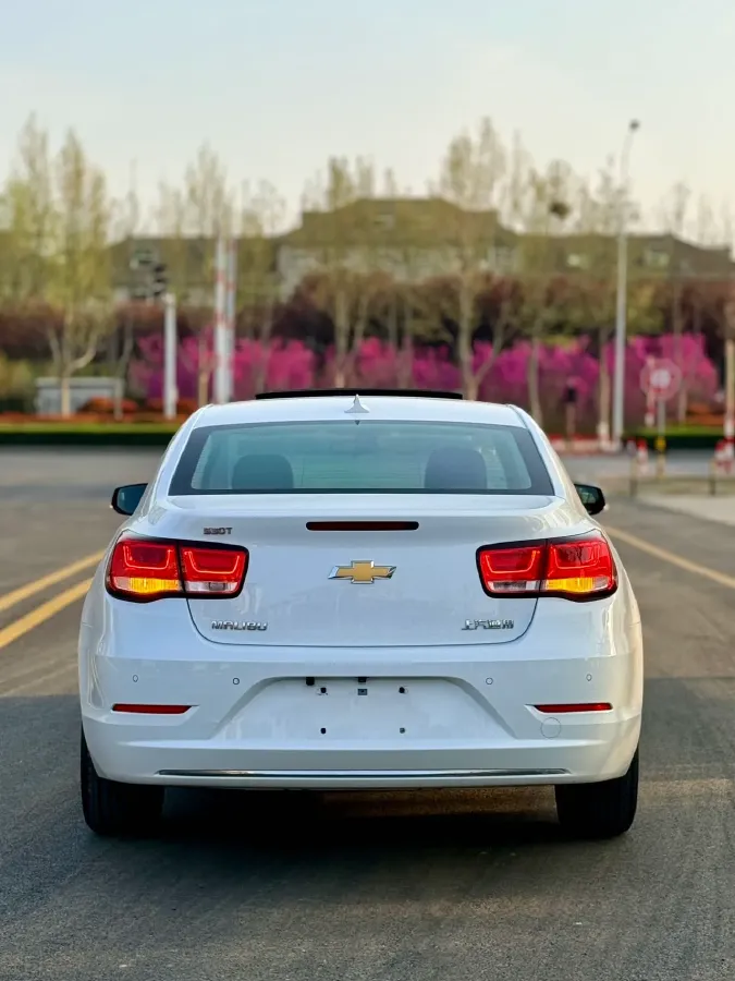 2018 Chevrolet Malibu 1.5T 170HP L4 6AT,autocango,china used car exporter,china ev exporter,chinese used car exporter,chinese used ev exporter