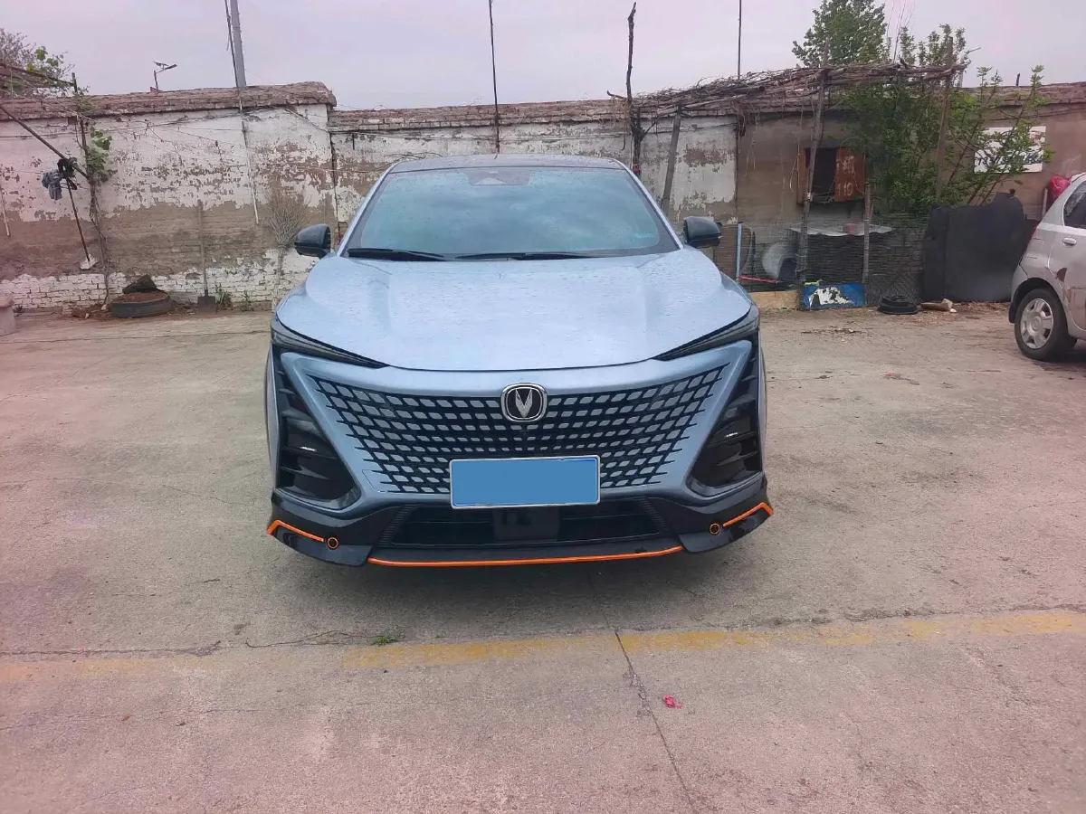 2021 ChangAn UNI-T 1.5T 180HP L4 7DCT,autocango,china used car exporter,china ev exporter,chinese used car exporter,chinese used ev exporter