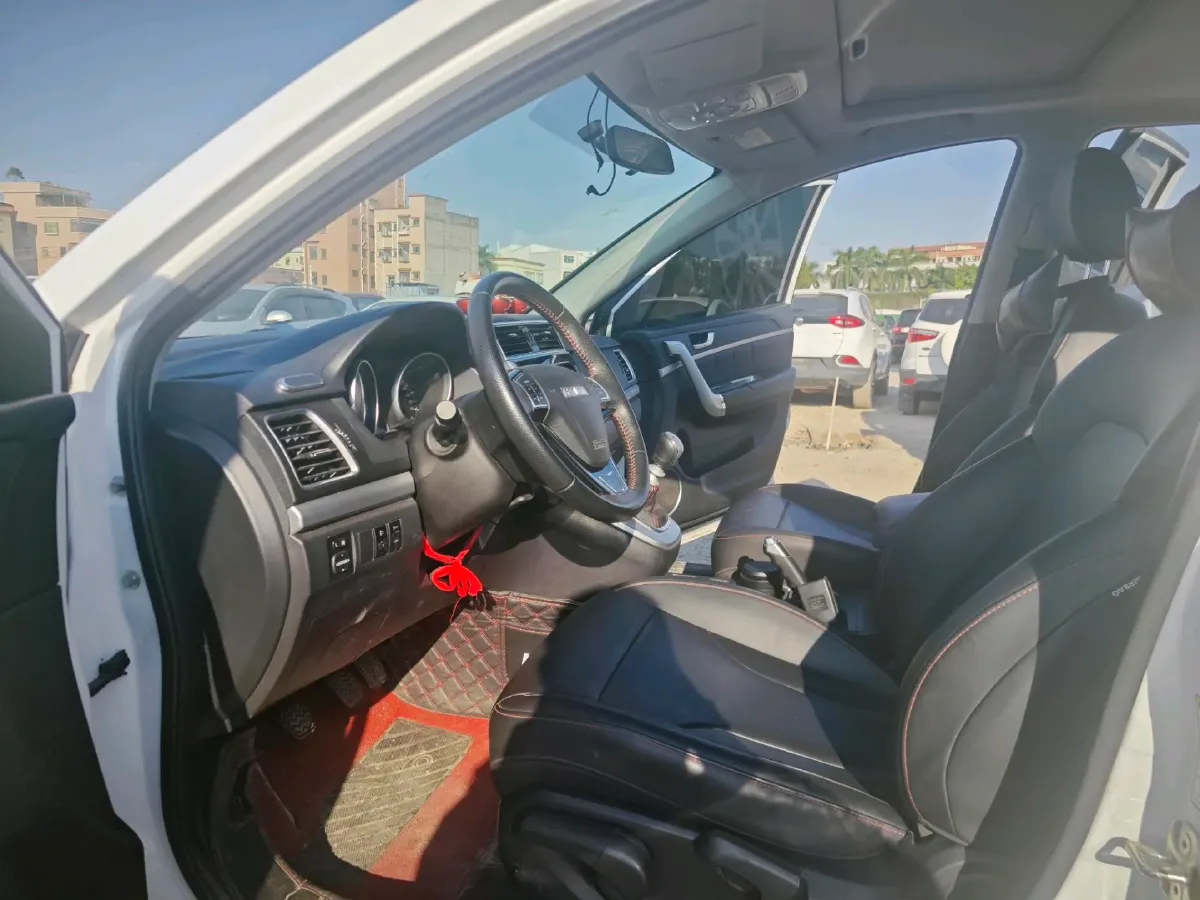 2019 Haval M6 1.5T 150HP L4 6MT,autocango,china used car exporter,china ev exporter,chinese used car exporter,chinese used ev exporter