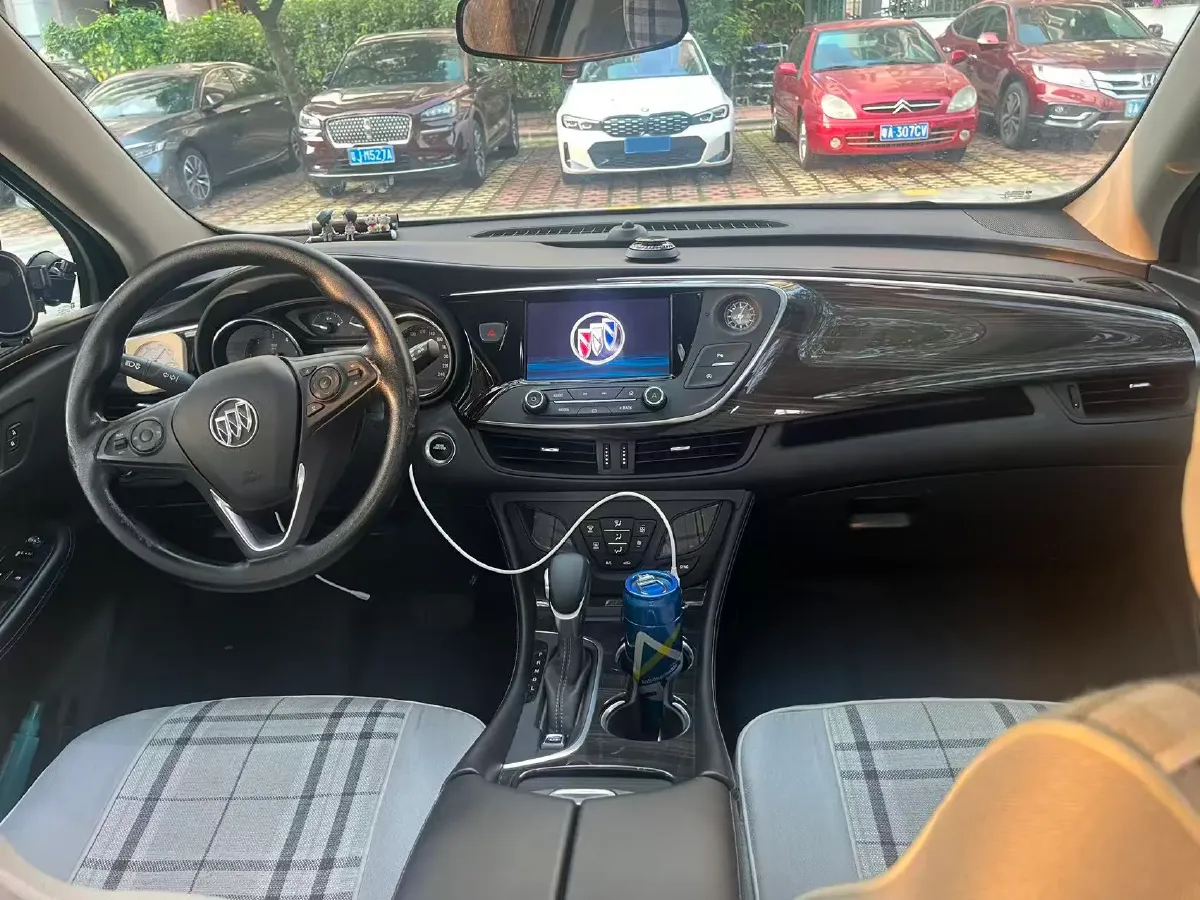 2020 Buick EnvisionPlus 1.5T 169HP L4 7DCT,autocango,china used car exporter,china ev exporter,chinese used car exporter,chinese used ev exporter