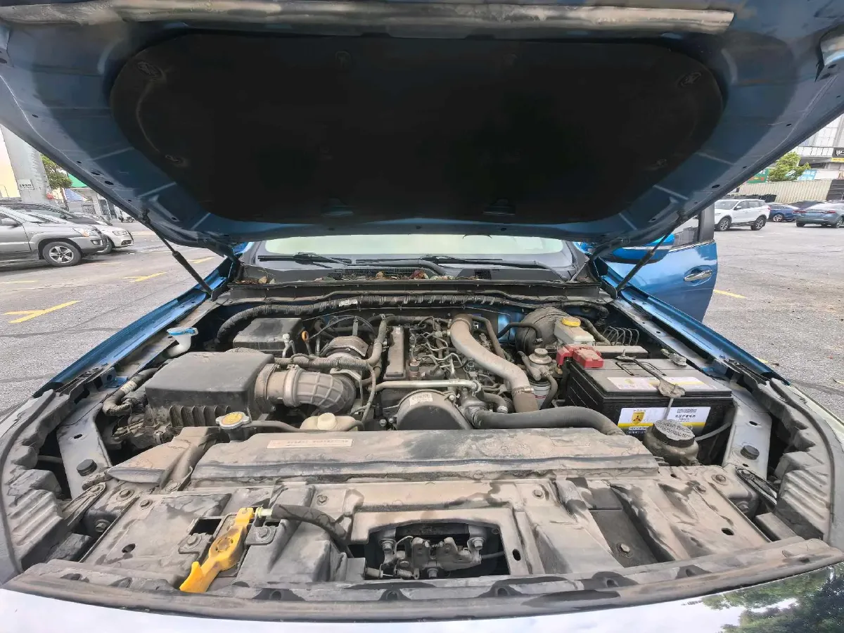 2019 Dongfeng RuiQi 6 2.5T 140HP L4 5MT,autocango,china used car exporter,china ev exporter,chinese used car exporter,chinese used ev exporter