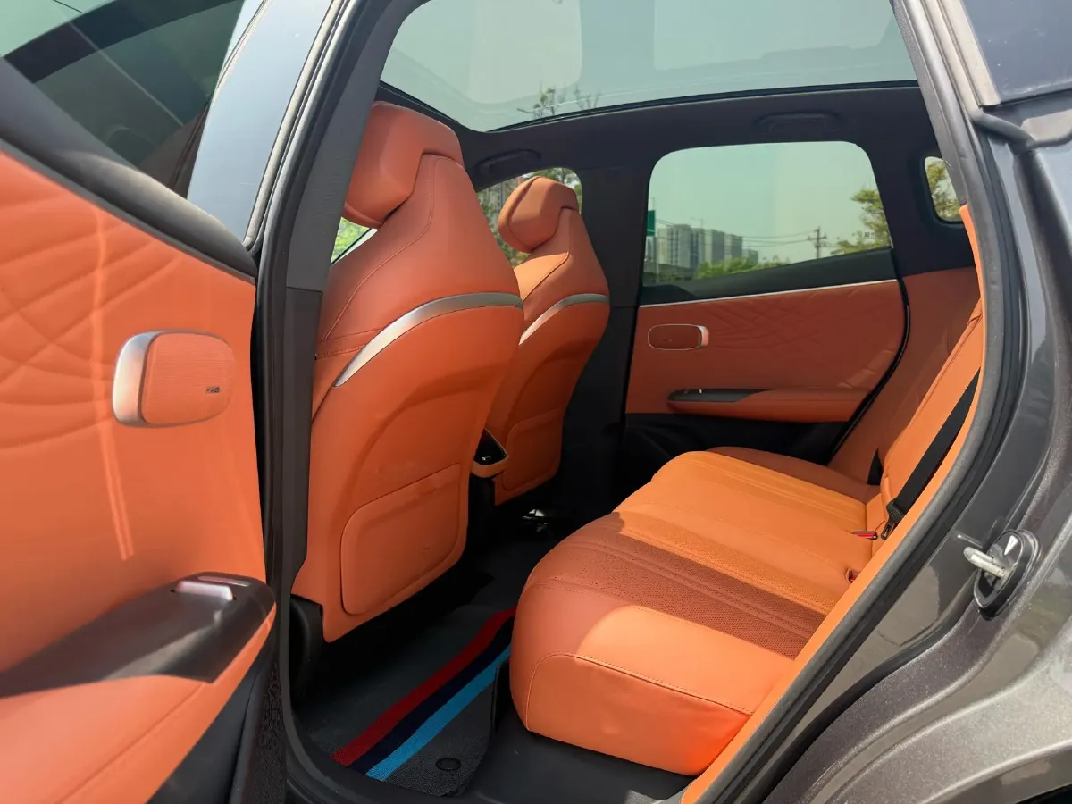 2025 Deepal S07 BEV 68.82KWH,autocango,china used car exporter,china ev exporter,chinese used car exporter,chinese used ev exporter