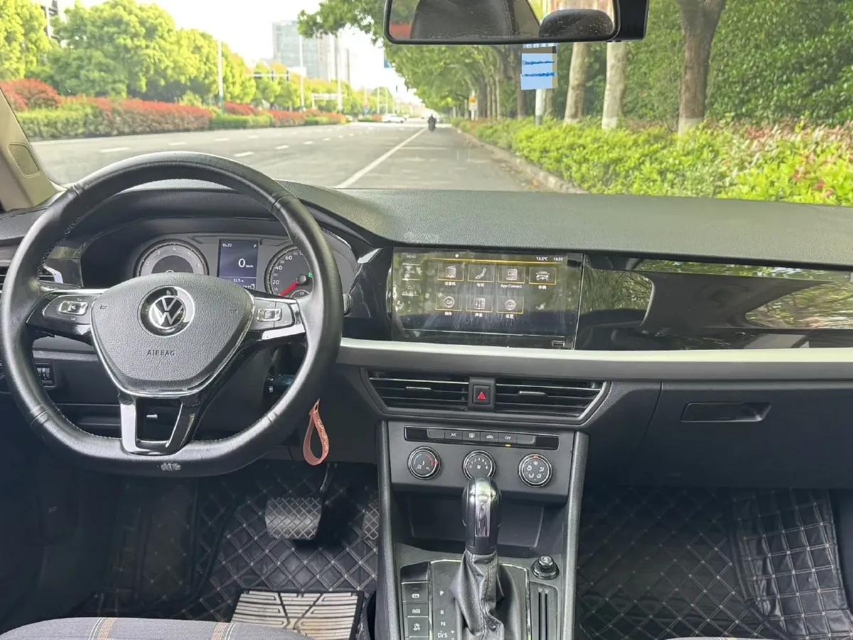 2021 Volkswagen Lavida 1.4T 150HP L4 7DCT,autocango,china used car exporter,china ev exporter,chinese used car exporter,chinese used ev exporter