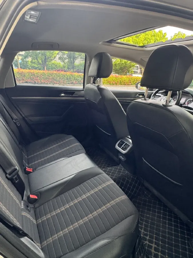 2021 Volkswagen Lavida 1.4T 150HP L4 7DCT,autocango,china used car exporter,china ev exporter,chinese used car exporter,chinese used ev exporter