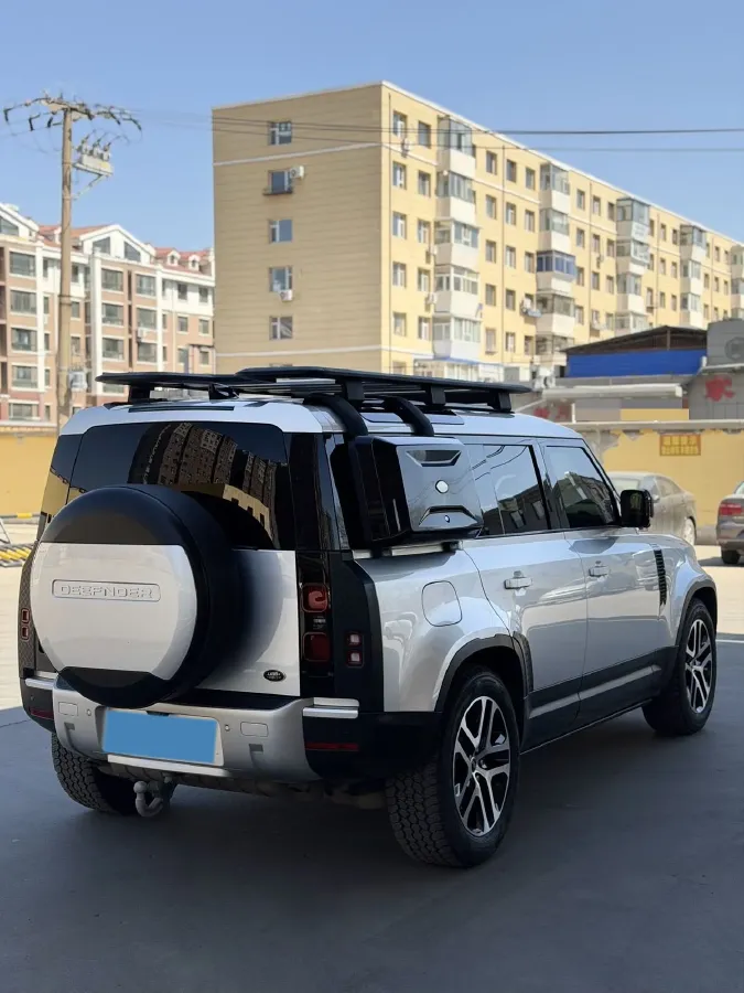 2020 Land Rover Defender 3.0T 400HP L6 8AT,autocango,china used car exporter,china ev exporter,chinese used car exporter,chinese used ev exporter