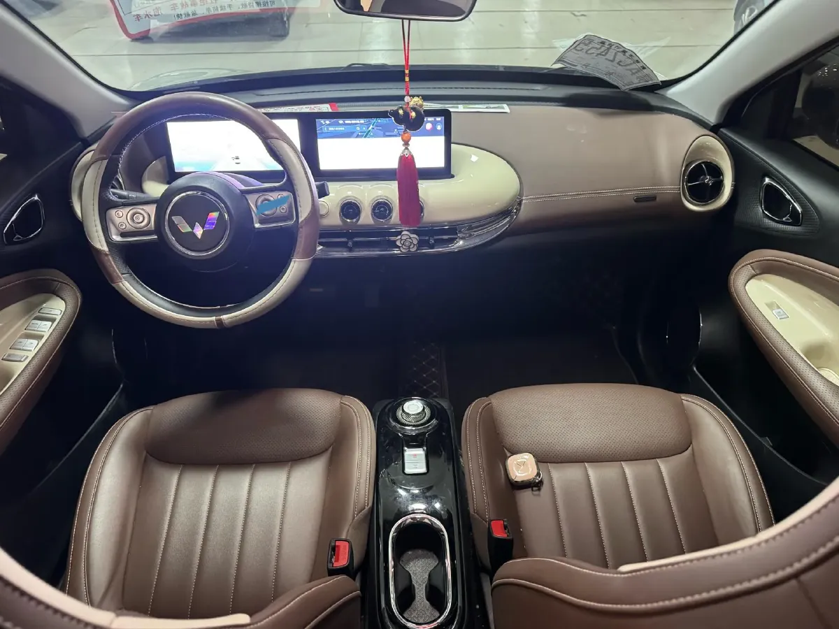 2023 WuLing BinGuo BEV 31.9KWH,autocango,china used car exporter,china ev exporter,chinese used car exporter,chinese used ev exporter