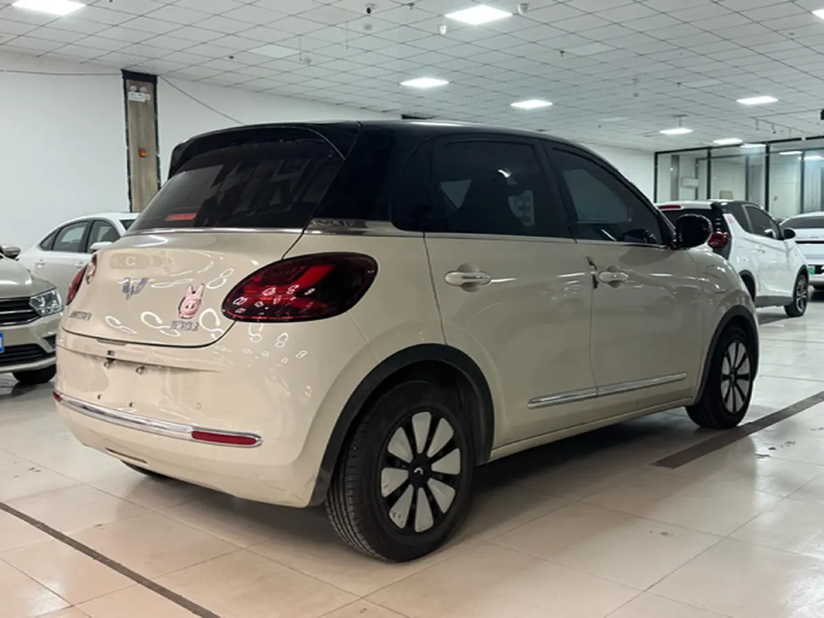 2023 WuLing BinGuo BEV 31.9KWH,autocango,china used car exporter,china ev exporter,chinese used car exporter,chinese used ev exporter