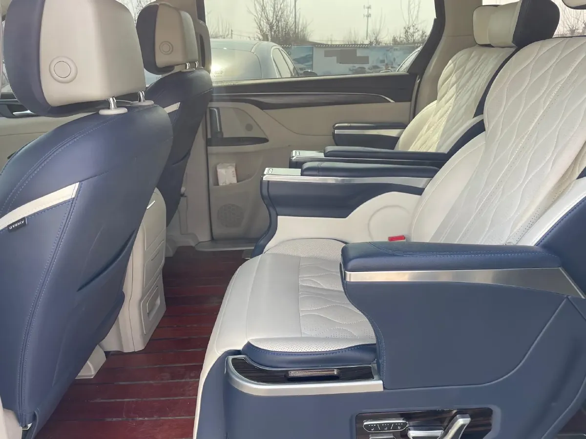 2020 Buick GL8 2.0T 237HP L4 9AT,autocango,china used car exporter,china ev exporter,chinese used car exporter,chinese used ev exporter