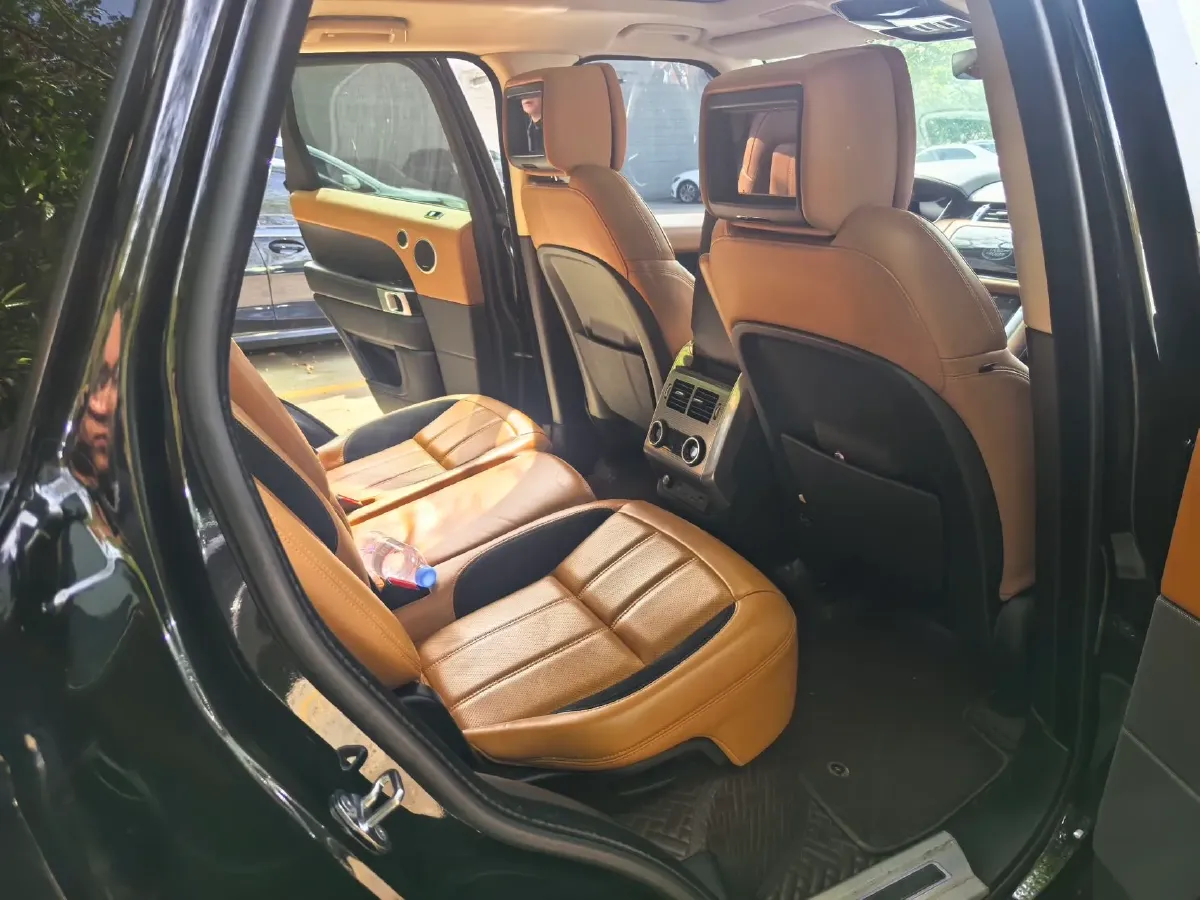 2021 Land Rover Range Rover Sport 3.0T 360HP L6 8AT,autocango,china used car exporter,china ev exporter,chinese used car exporter,chinese used ev exporter