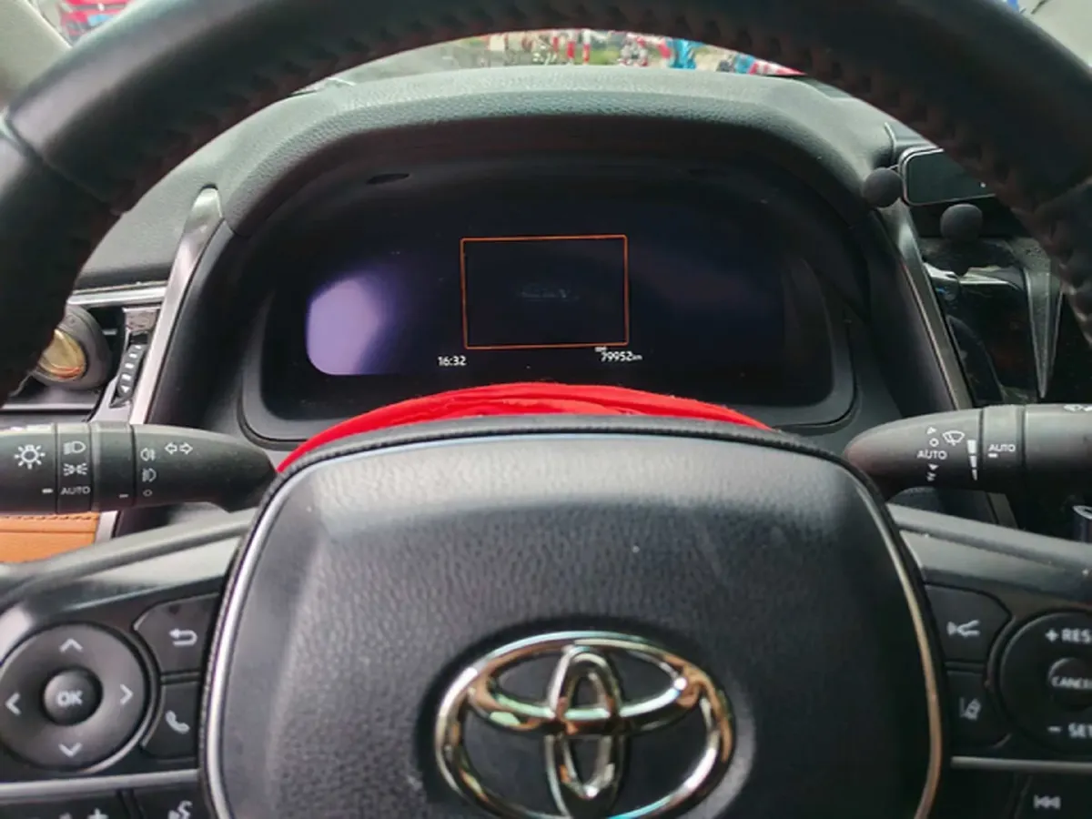 2021 Toyota Camry 2.5L 209HP L4 8AT,autocango,china used car exporter,china ev exporter,chinese used car exporter,chinese used ev exporter