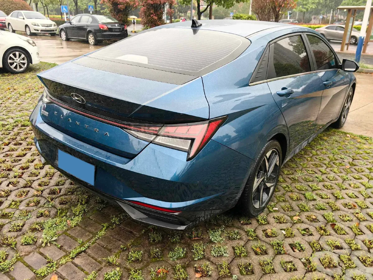 2021 Hyundai Elantra 1.5L 115HP L4 CVT,autocango,china used car exporter,china ev exporter,chinese used car exporter,chinese used ev exporter