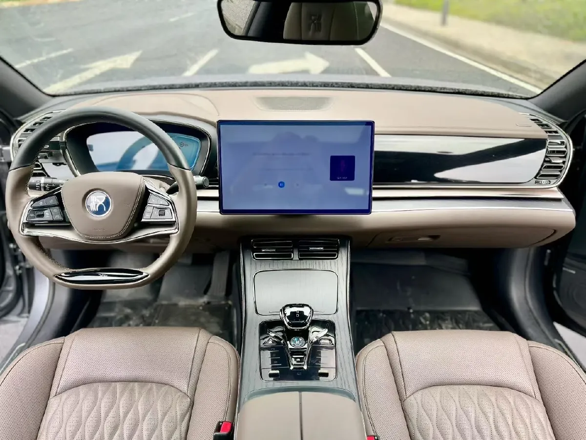 2023 BYD Han 1.5T 139HP L4 E-CVT PHEV 18.316KWH,autocango,china used car exporter,china ev exporter,chinese used car exporter,chinese used ev exporter