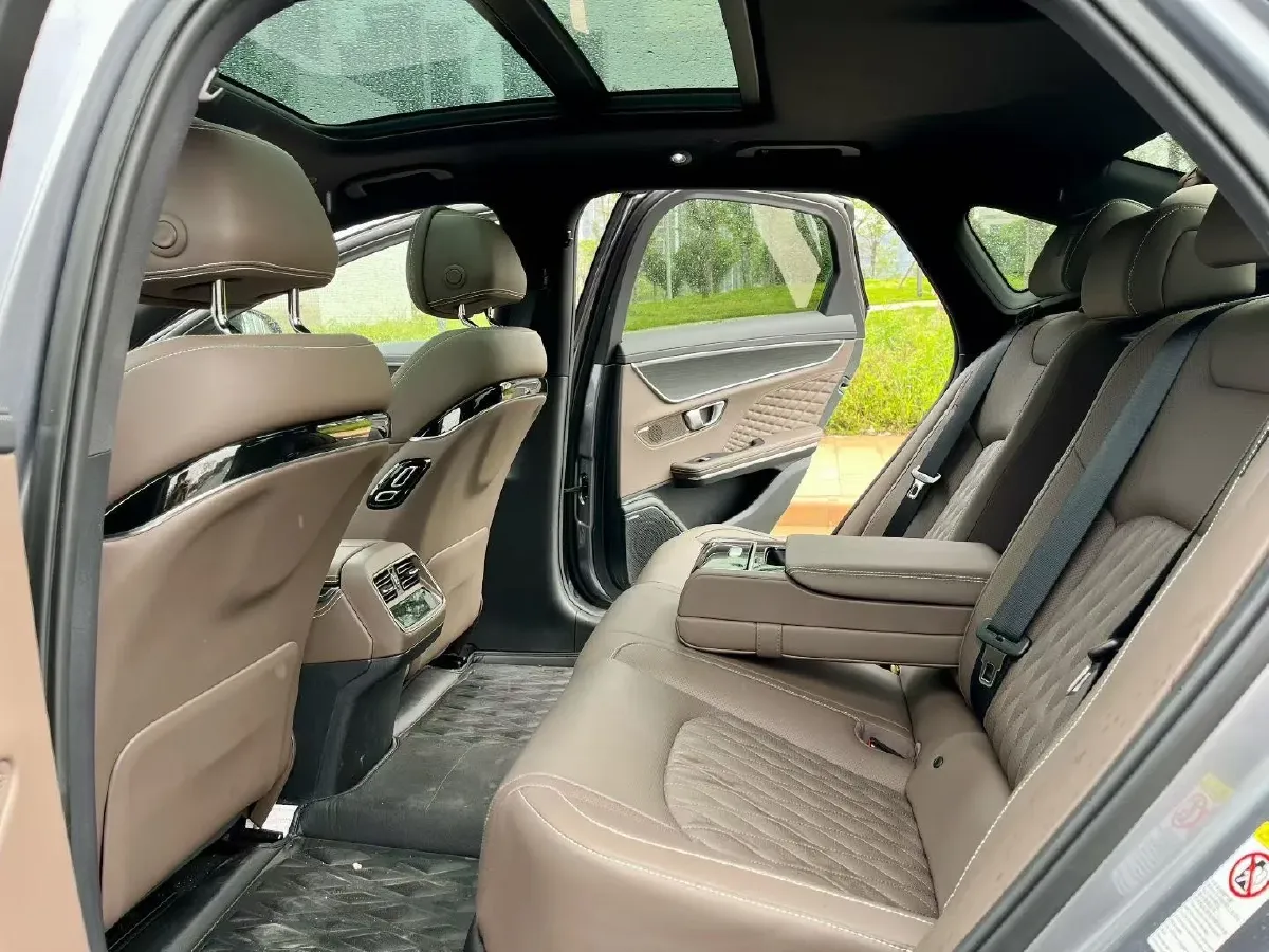 2023 BYD Han 1.5T 139HP L4 E-CVT PHEV 18.316KWH,autocango,china used car exporter,china ev exporter,chinese used car exporter,chinese used ev exporter