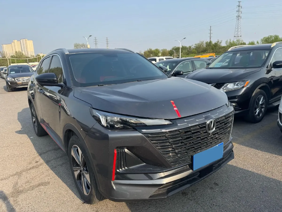2022 ChangAn UNI-V 1.5T 188HP L4 7DCT,autocango,china used car exporter,china ev exporter,chinese used car exporter,chinese used ev exporter