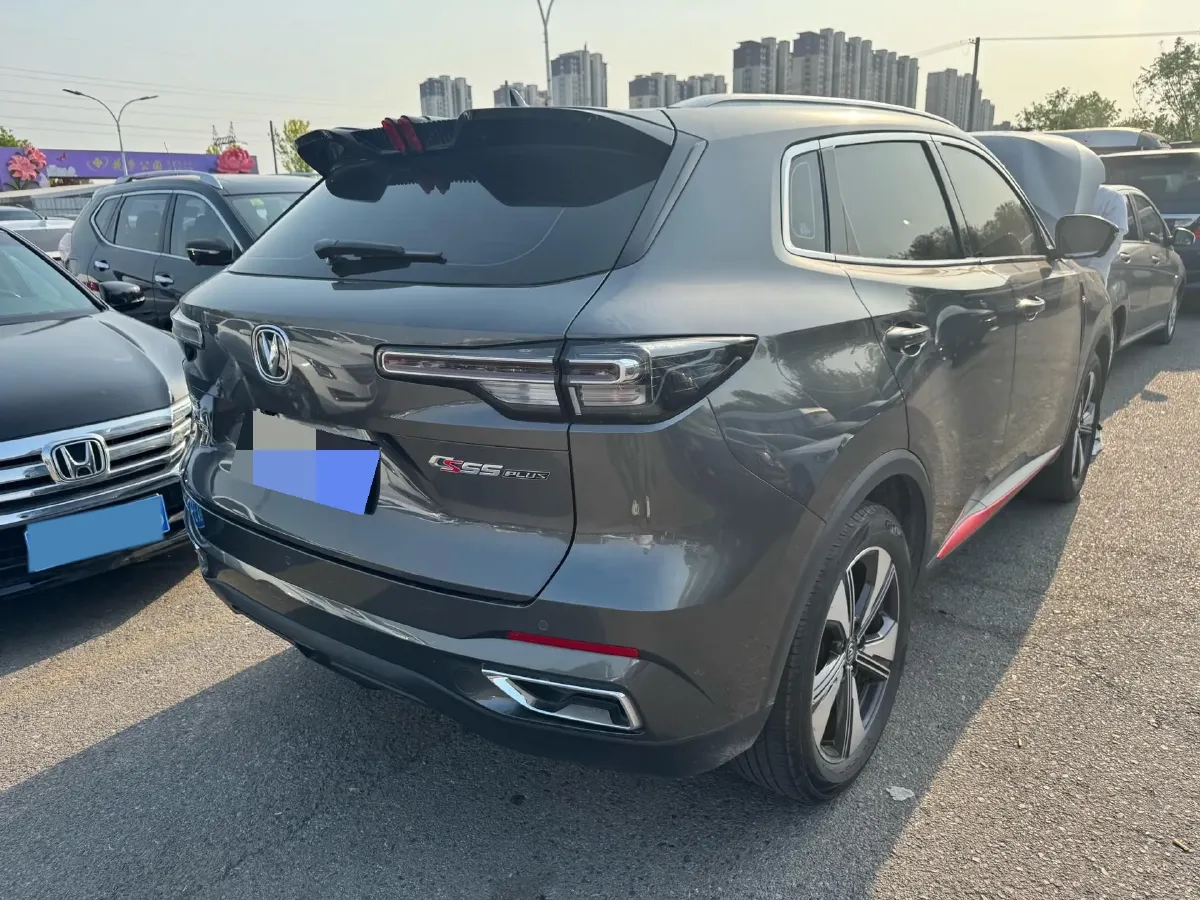 2022 ChangAn UNI-V 1.5T 188HP L4 7DCT,autocango,china used car exporter,china ev exporter,chinese used car exporter,chinese used ev exporter