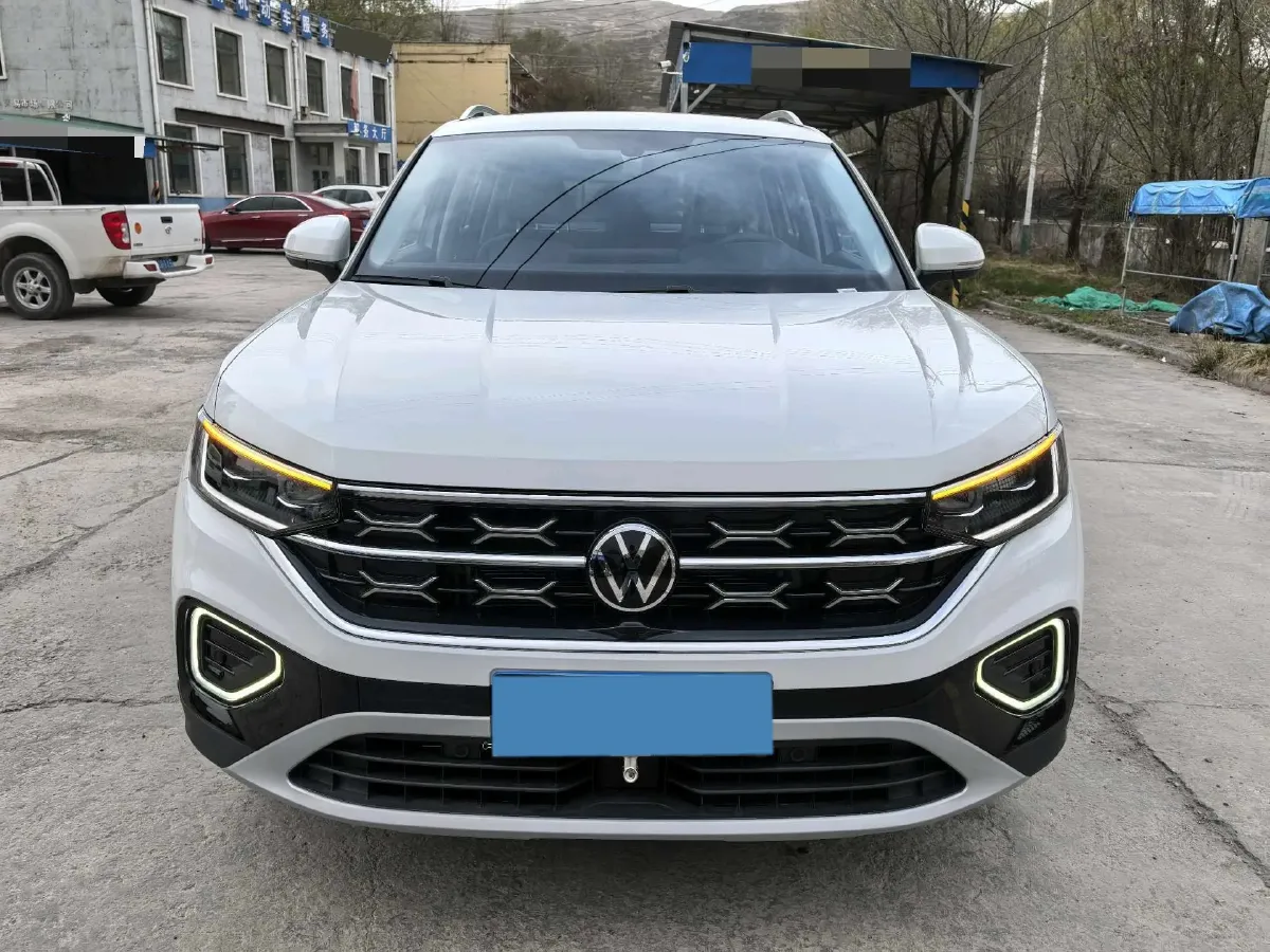 2024 Volkswagen Tayron 2.0T 186HP L4 7DCT,autocango,china used car exporter,china ev exporter,chinese used car exporter,chinese used ev exporter