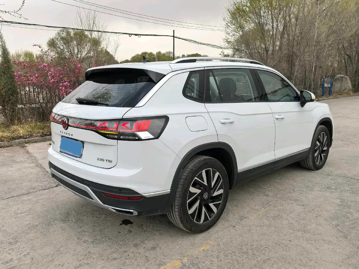 2024 Volkswagen Tayron 2.0T 186HP L4 7DCT,autocango,china used car exporter,china ev exporter,chinese used car exporter,chinese used ev exporter