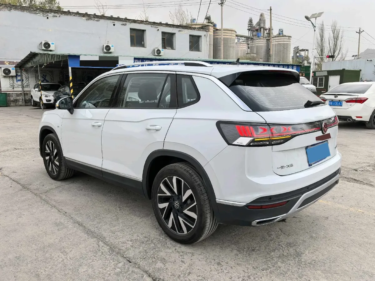 2024 Volkswagen Tayron 2.0T 186HP L4 7DCT,autocango,china used car exporter,china ev exporter,chinese used car exporter,chinese used ev exporter