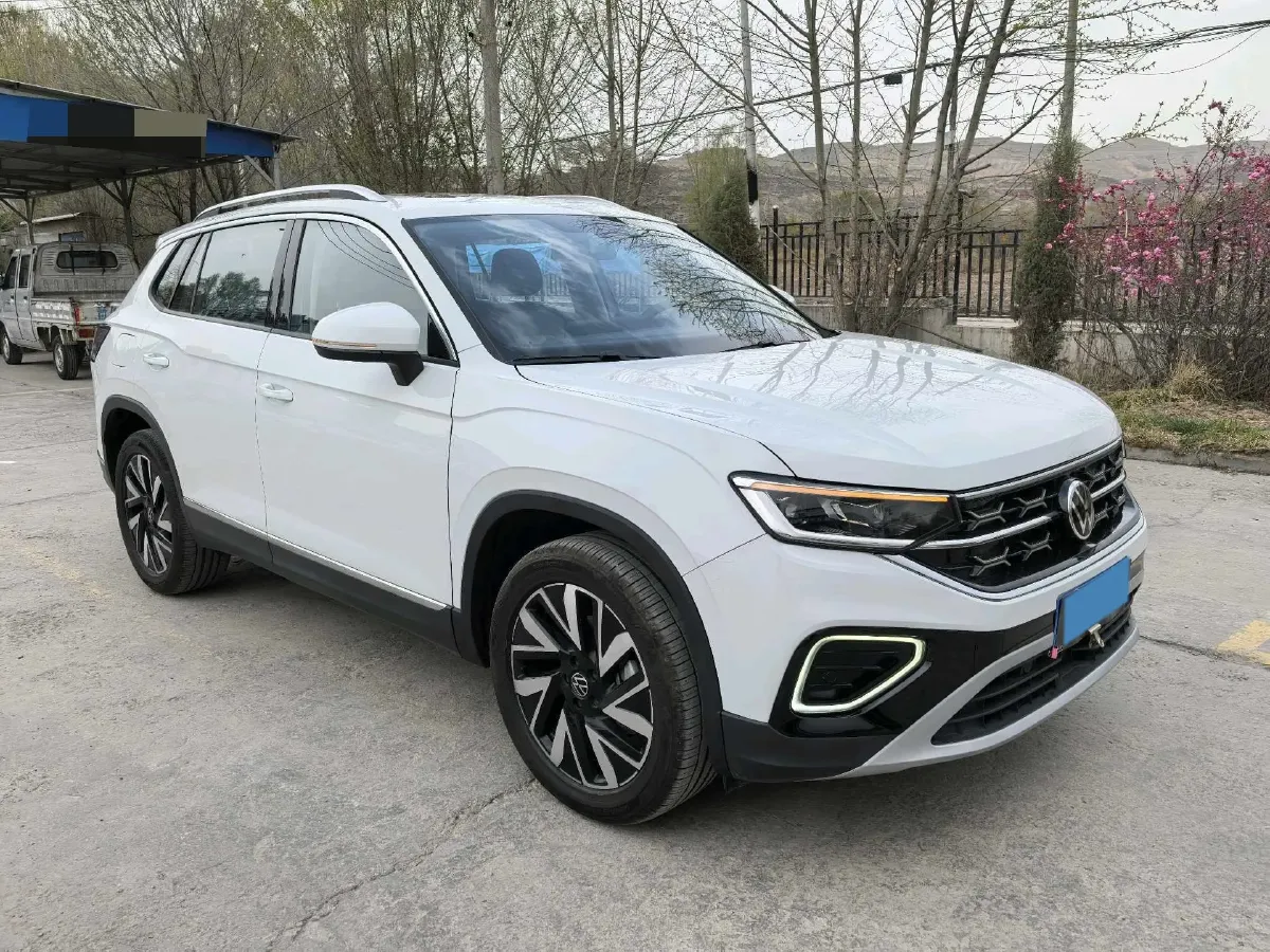 2024 Volkswagen Tayron 2.0T 186HP L4 7DCT,autocango,china used car exporter,china ev exporter,chinese used car exporter,chinese used ev exporter