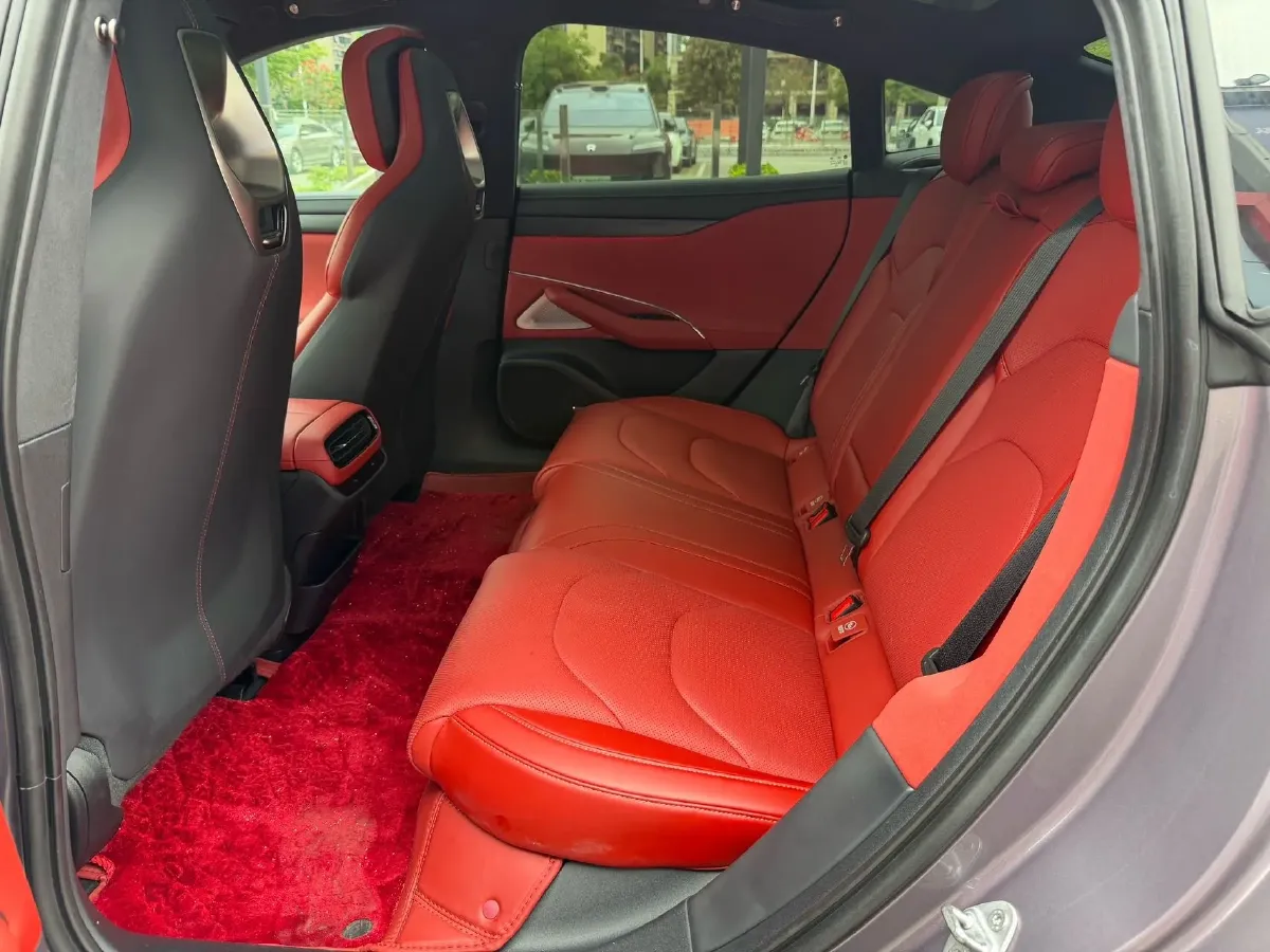 2024 MI SU7 BEV 101KWH,autocango,china used car exporter,china ev exporter,chinese used car exporter,chinese used ev exporter