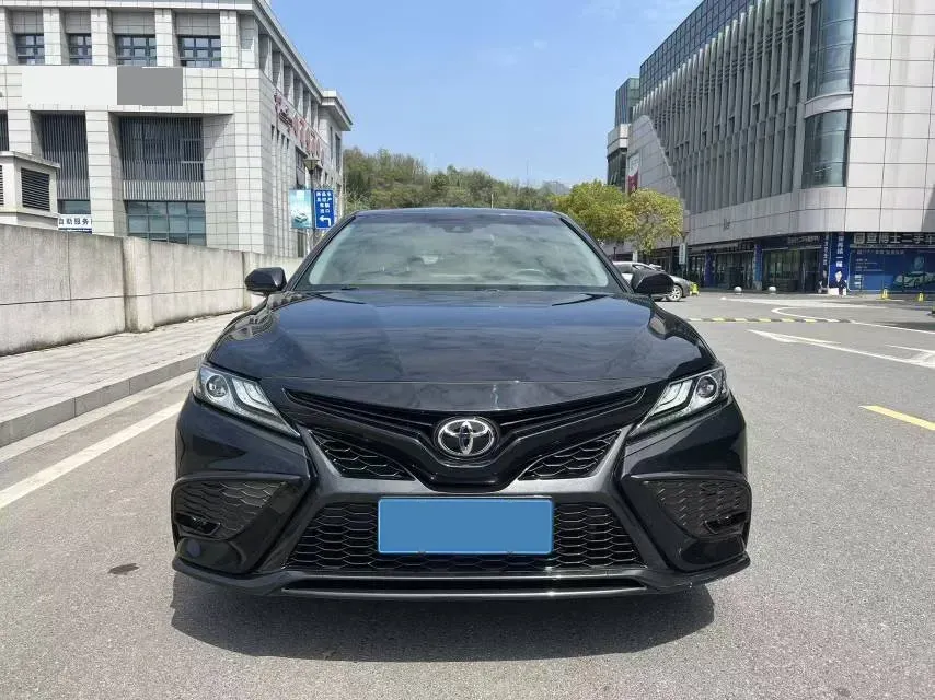 2022 Toyota Camry 2.0L 178HP L4 CVT,autocango,china used car exporter,china ev exporter,chinese used car exporter,chinese used ev exporter