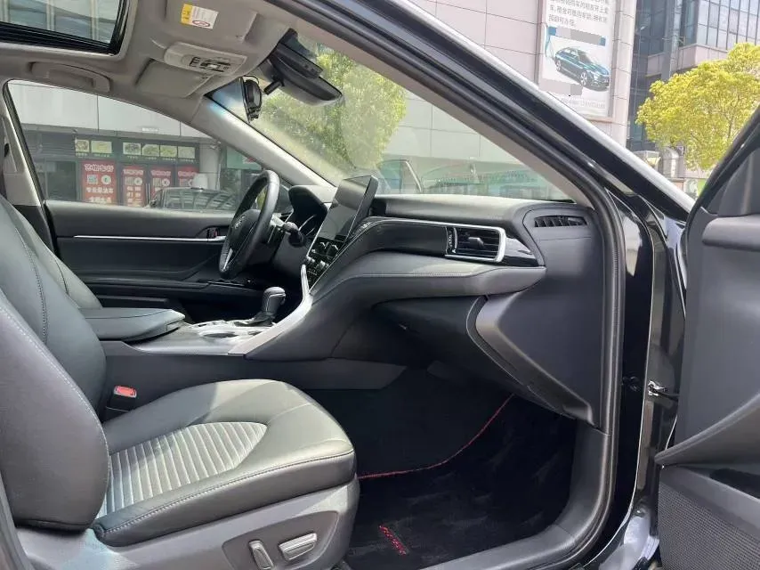 2022 Toyota Camry 2.0L 178HP L4 CVT,autocango,china used car exporter,china ev exporter,chinese used car exporter,chinese used ev exporter