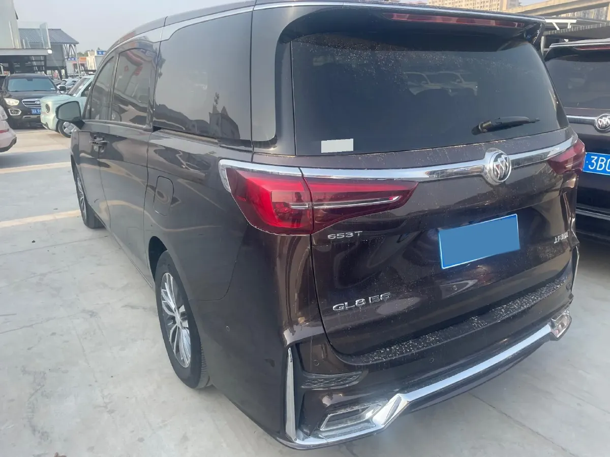 2021 Buick GL8 2.0T 237HP L4 9AT,autocango,china used car exporter,china ev exporter,chinese used car exporter,chinese used ev exporter