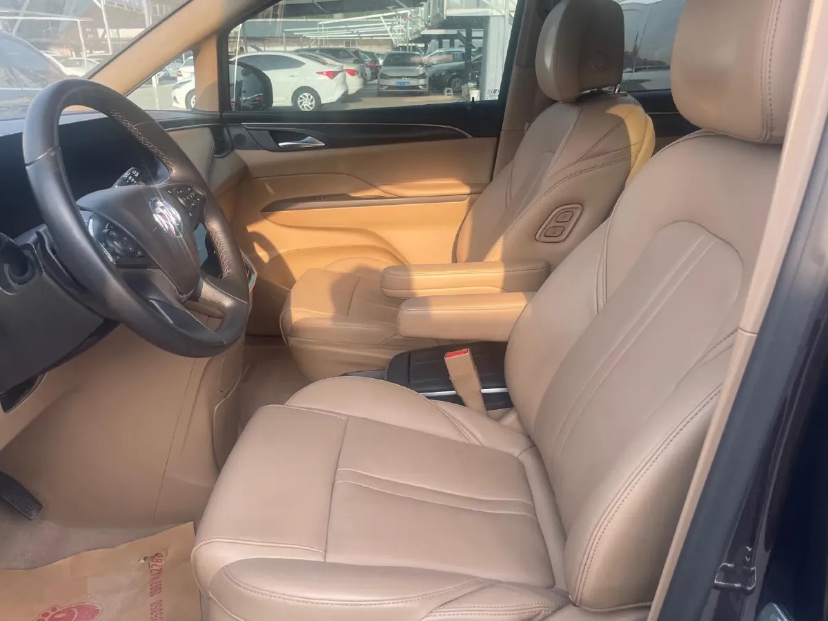 2021 Buick GL8 2.0T 237HP L4 9AT,autocango,china used car exporter,china ev exporter,chinese used car exporter,chinese used ev exporter