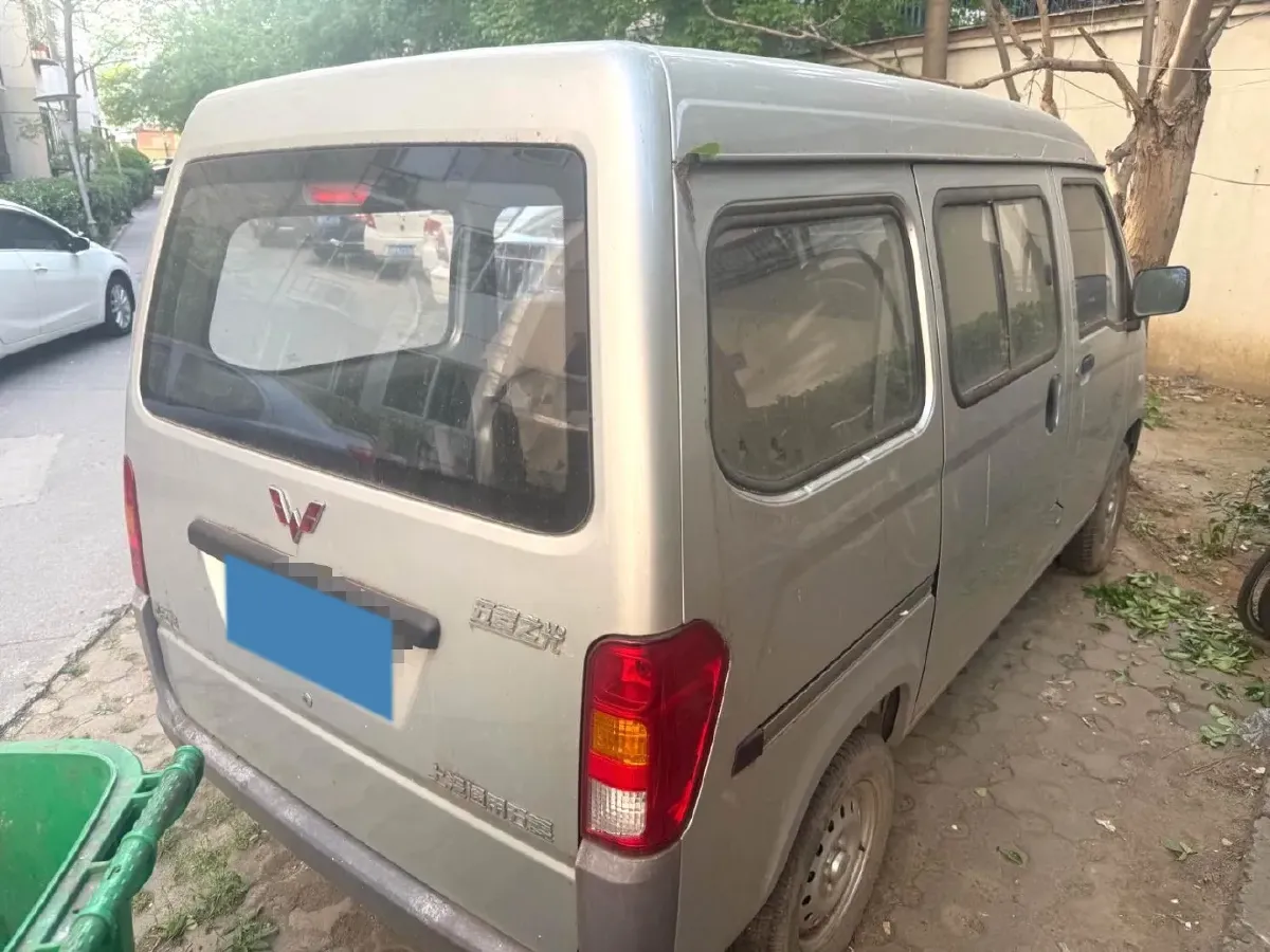 2020 WuLing ZhiGuang 1.2L 76HP L4 5MT,autocango,china used car exporter,china ev exporter,chinese used car exporter,chinese used ev exporter
