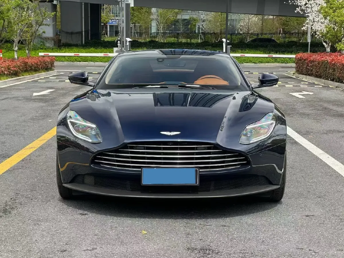 2019 Aston Martin DB11 4.0T 510HP V8 8AT,autocango,china used car exporter,china ev exporter,chinese used car exporter,chinese used ev exporter