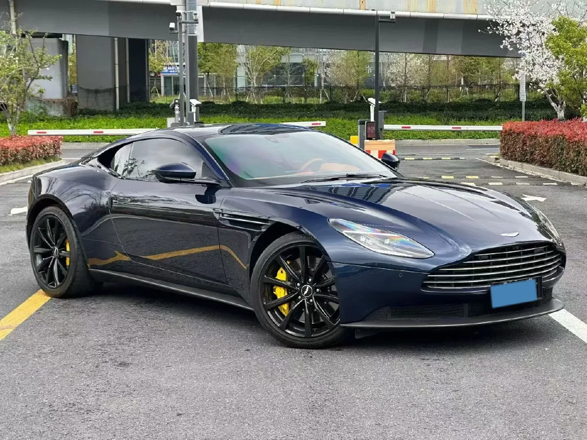2019 Aston Martin DB11 4.0T 510HP V8 8AT,autocango,china used car exporter,china ev exporter,chinese used car exporter,chinese used ev exporter