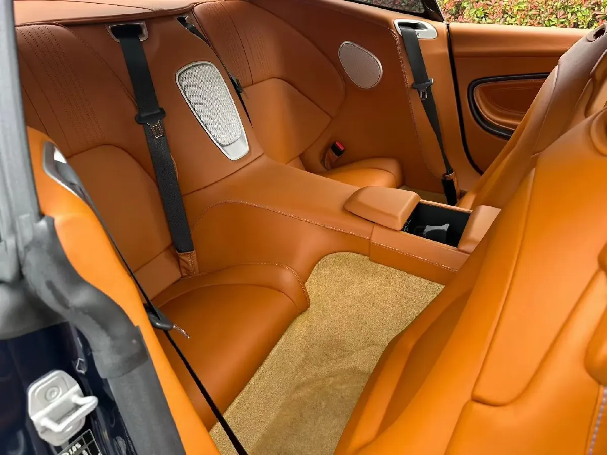 2019 Aston Martin DB11 4.0T 510HP V8 8AT,autocango,china used car exporter,china ev exporter,chinese used car exporter,chinese used ev exporter