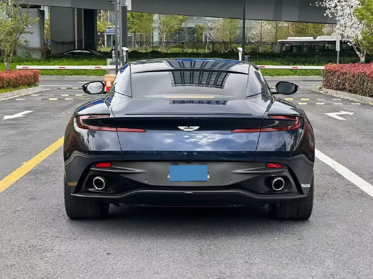2019 Aston Martin DB11 4.0T 510HP V8 8AT,autocango,china used car exporter,china ev exporter,chinese used car exporter,chinese used ev exporter
