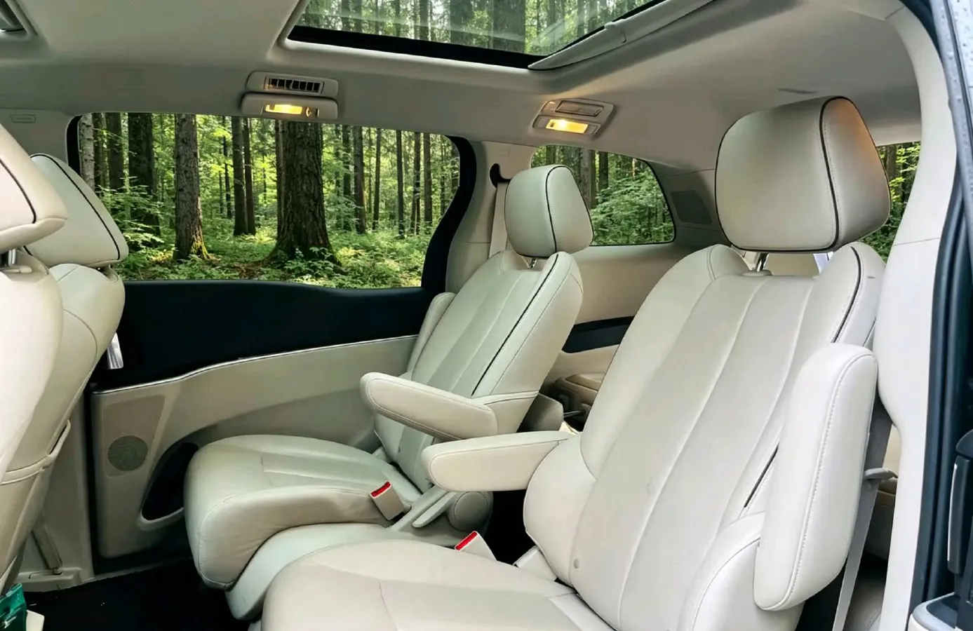 2021 Buick GL8 2.0T 237HP L4 9AT,autocango,china used car exporter,china ev exporter,chinese used car exporter,chinese used ev exporter