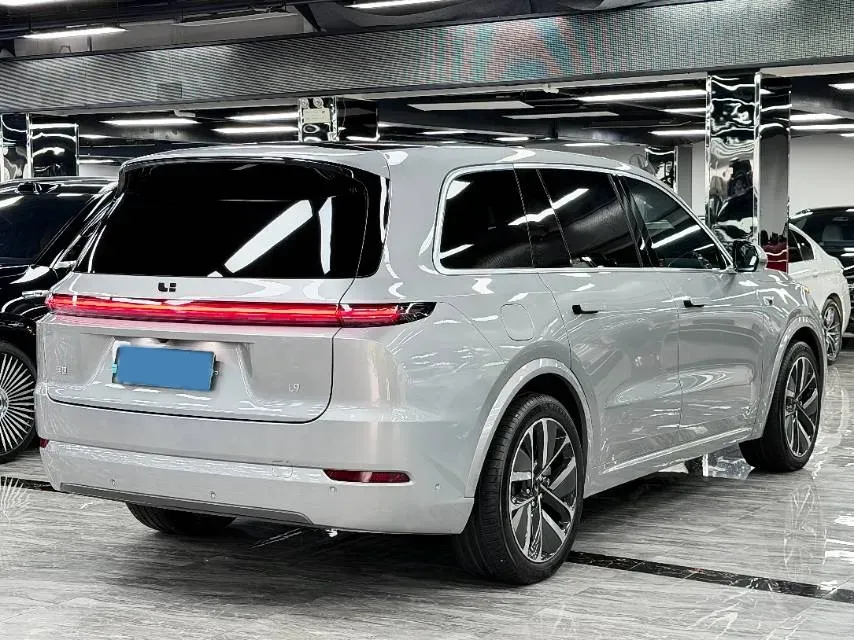 2022 Li L9 Range Extended 154HP REEV 42.6KWH,autocango,china used car exporter,china ev exporter,chinese used car exporter,chinese used ev exporter