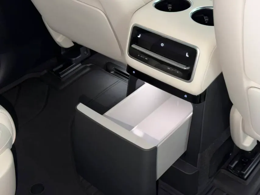 2022 Li L9 Range Extended 154HP REEV 42.6KWH,autocango,china used car exporter,china ev exporter,chinese used car exporter,chinese used ev exporter