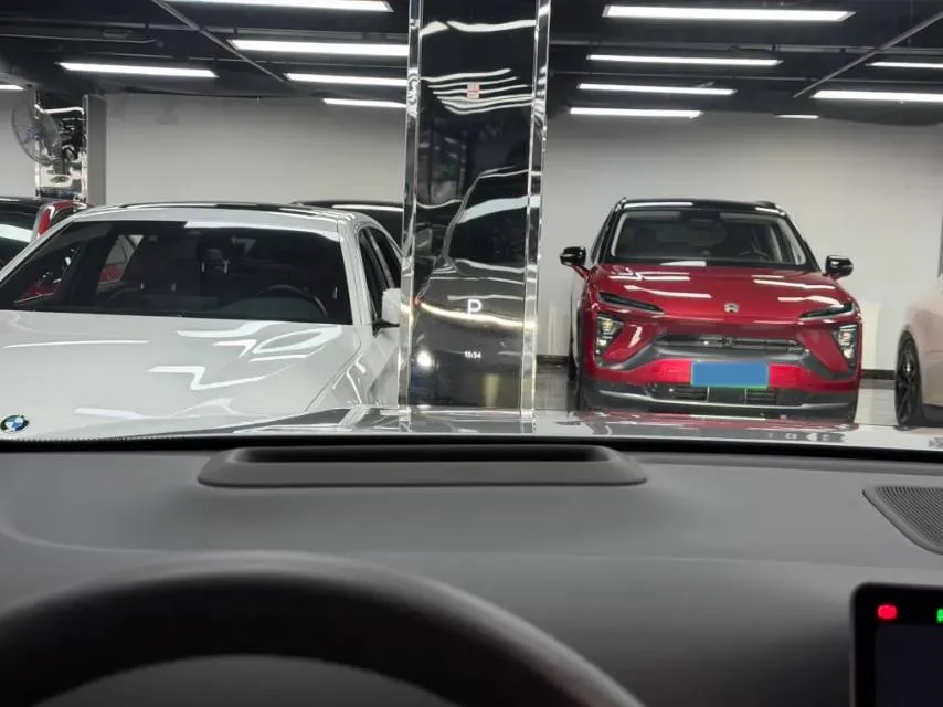 2022 Li L9 Range Extended 154HP REEV 42.6KWH,autocango,china used car exporter,china ev exporter,chinese used car exporter,chinese used ev exporter