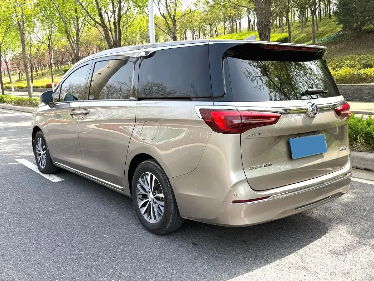 2023 Buick GL8 2.0T 237HP L4 9AT,autocango,china used car exporter,china ev exporter,chinese used car exporter,chinese used ev exporter