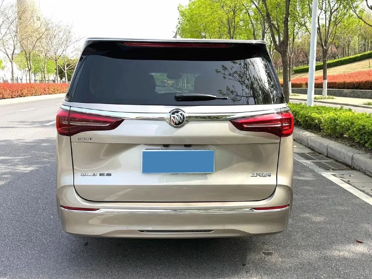 2023 Buick GL8 2.0T 237HP L4 9AT,autocango,china used car exporter,china ev exporter,chinese used car exporter,chinese used ev exporter