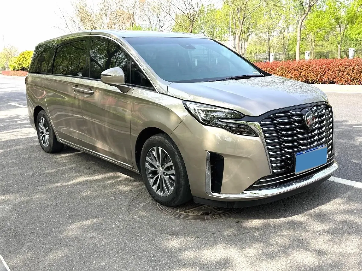 2023 Buick GL8 2.0T 237HP L4 9AT,autocango,china used car exporter,china ev exporter,chinese used car exporter,chinese used ev exporter