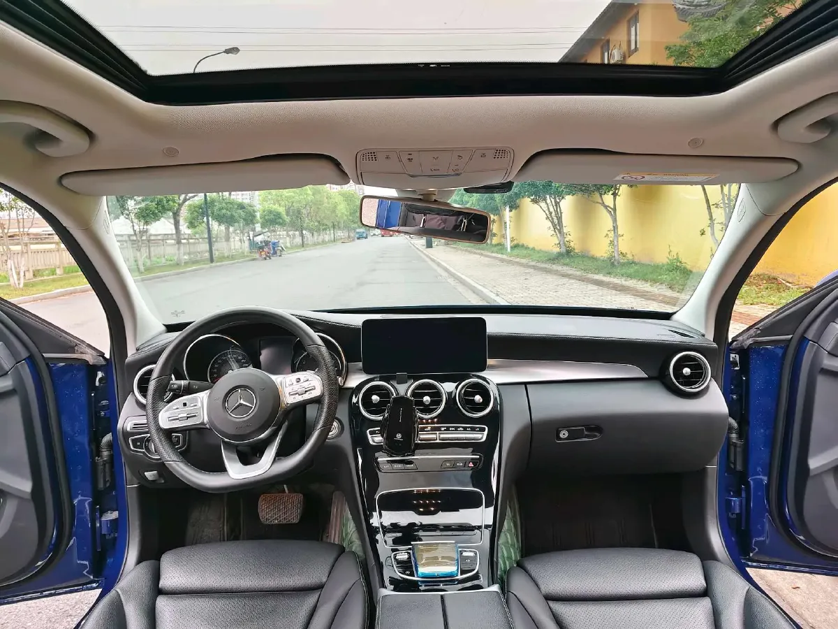 2020 Mercedes-Benz C Class 1.5T 156HP L4 9AT,autocango,china used car exporter,china ev exporter,chinese used car exporter,chinese used ev exporter