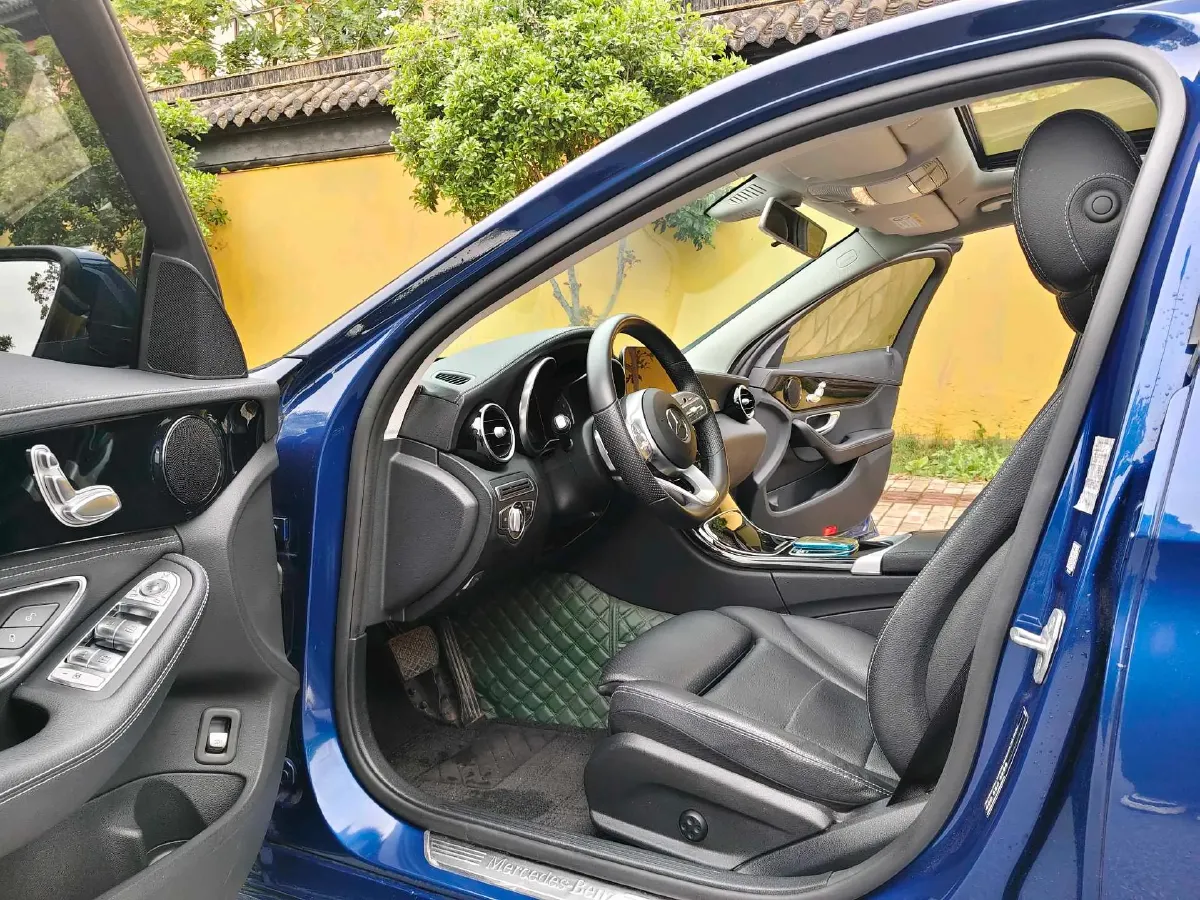 2020 Mercedes-Benz C Class 1.5T 156HP L4 9AT,autocango,china used car exporter,china ev exporter,chinese used car exporter,chinese used ev exporter